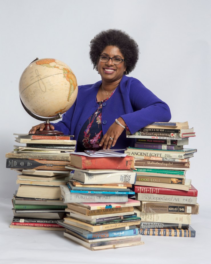 stacey_mcadoo_globe_books_EQ4V0243 pic